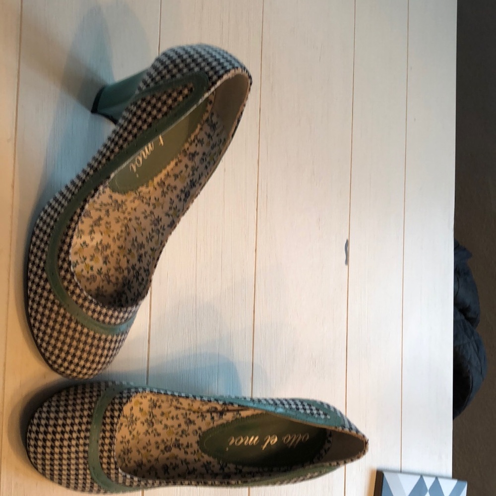 Hounds tooth heels
